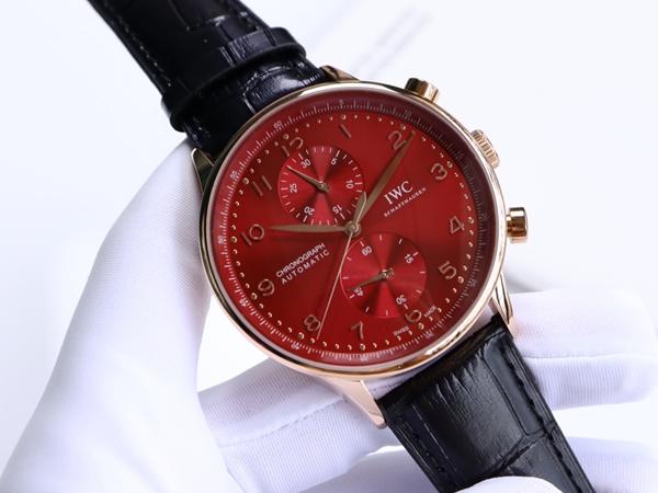 アイ・ダブリュー・シー正面デザイン